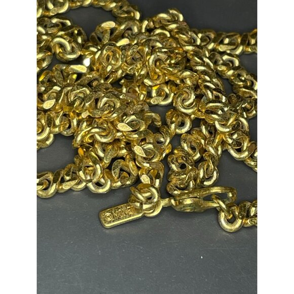 Monet Flat Miami Cuban 18" goldtone chain necklace Vintage signed - Picture 2 of 8